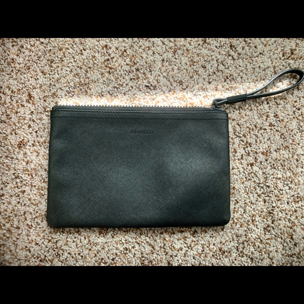 Lululemon black wristlet